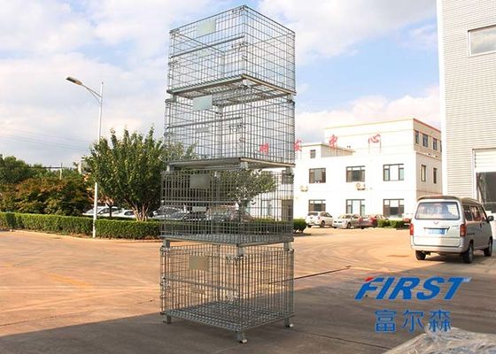 倉庫で商品を貯えることで使用される金網の容器